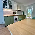 Apartment Zar 6 *